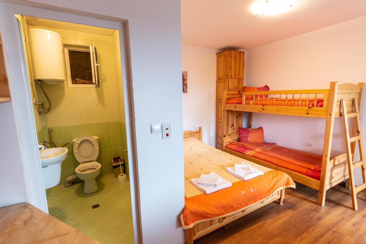 Почивна база Орлино Hotel Сърница Екстериор снимка
