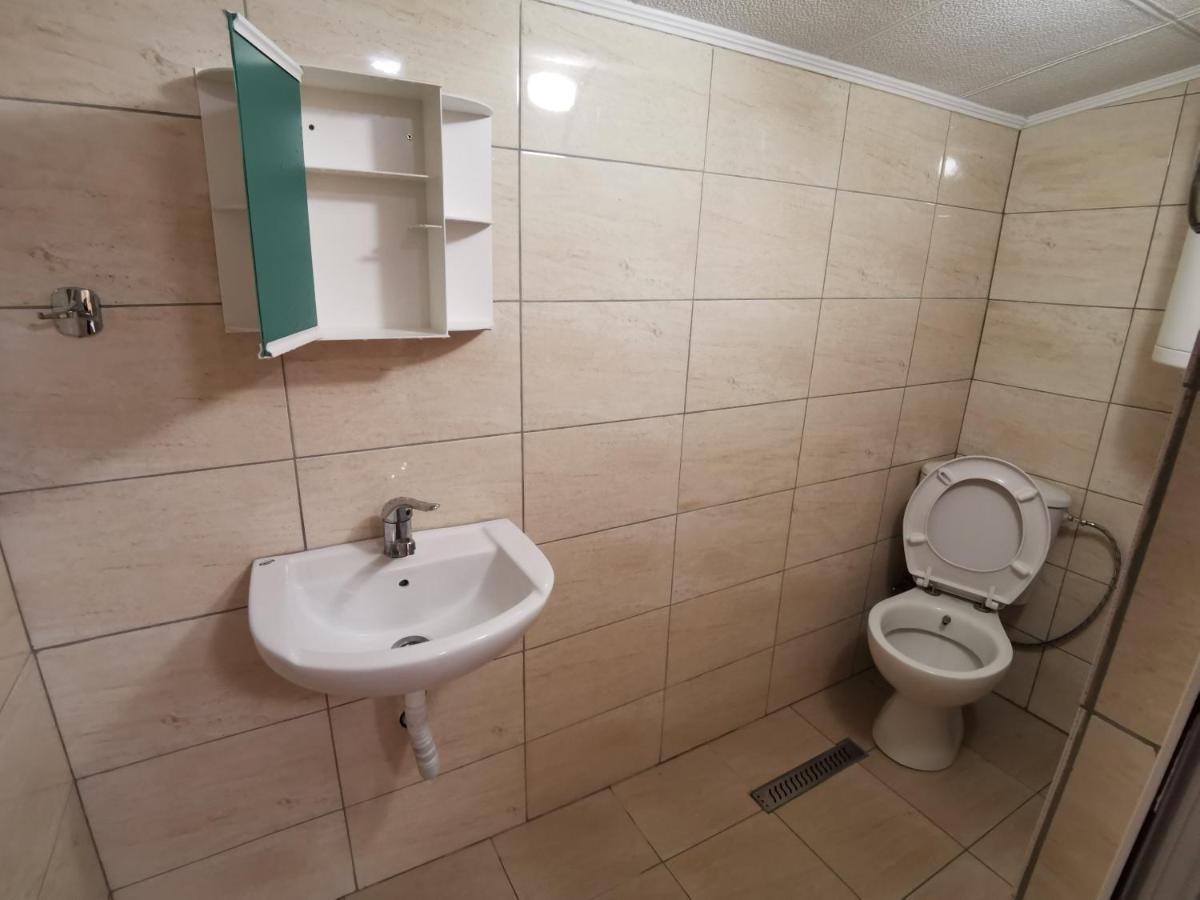 Почивна база Орлино Hotel Сърница Екстериор снимка